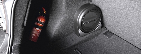 Активный компактный сабвуфер Pioneer TS-WX210A