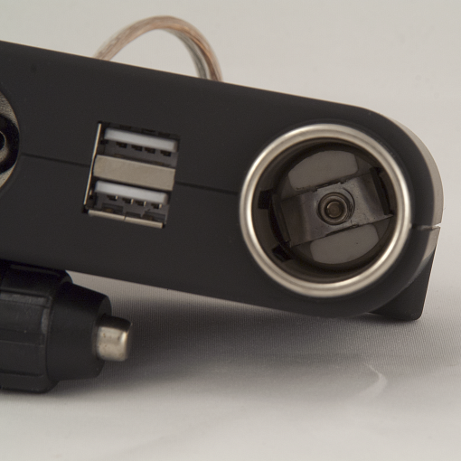 Разветвитель прикуривателя на 4 гнезда с USB Intego C-06 серебро