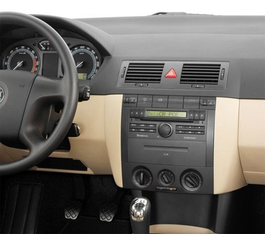 Intro RSC-N03 Skoda Fabia 03-06   2/1DIN 