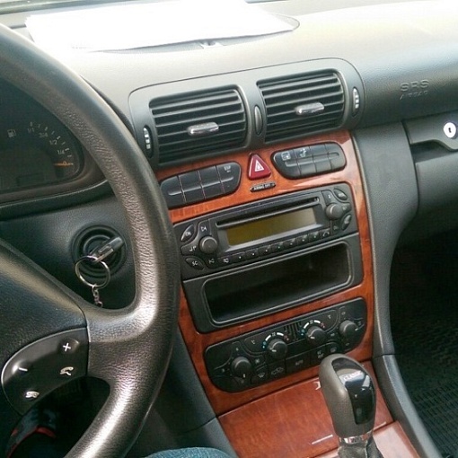 INCAR RMB-FC445 Рамка 9" Mercedes C-class 2000-2004 W203/209/168 (тип 3 Накладка)