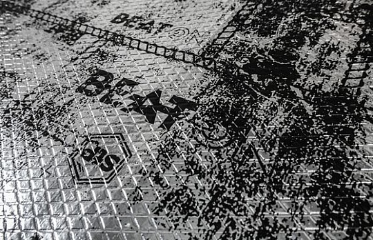 Вибродемпфирующий материал Beat-on (0.75*0.47, 2 мм) гофроящик+пленка | Цена указана за 1 лист