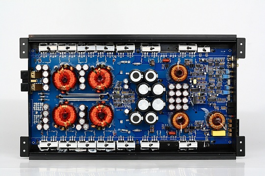 1 канальный усилитель ACV CA-TOR 6400 Вт