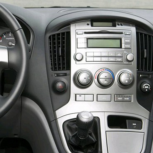 Переходная рамка Hyundai Starex 2007-2012 2 DIN (+крепеж) Intro RHY-N14